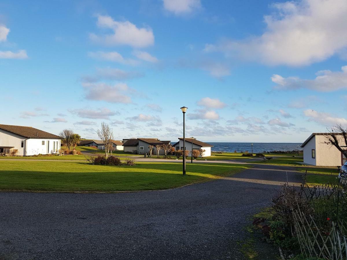 11 Laigh Isle