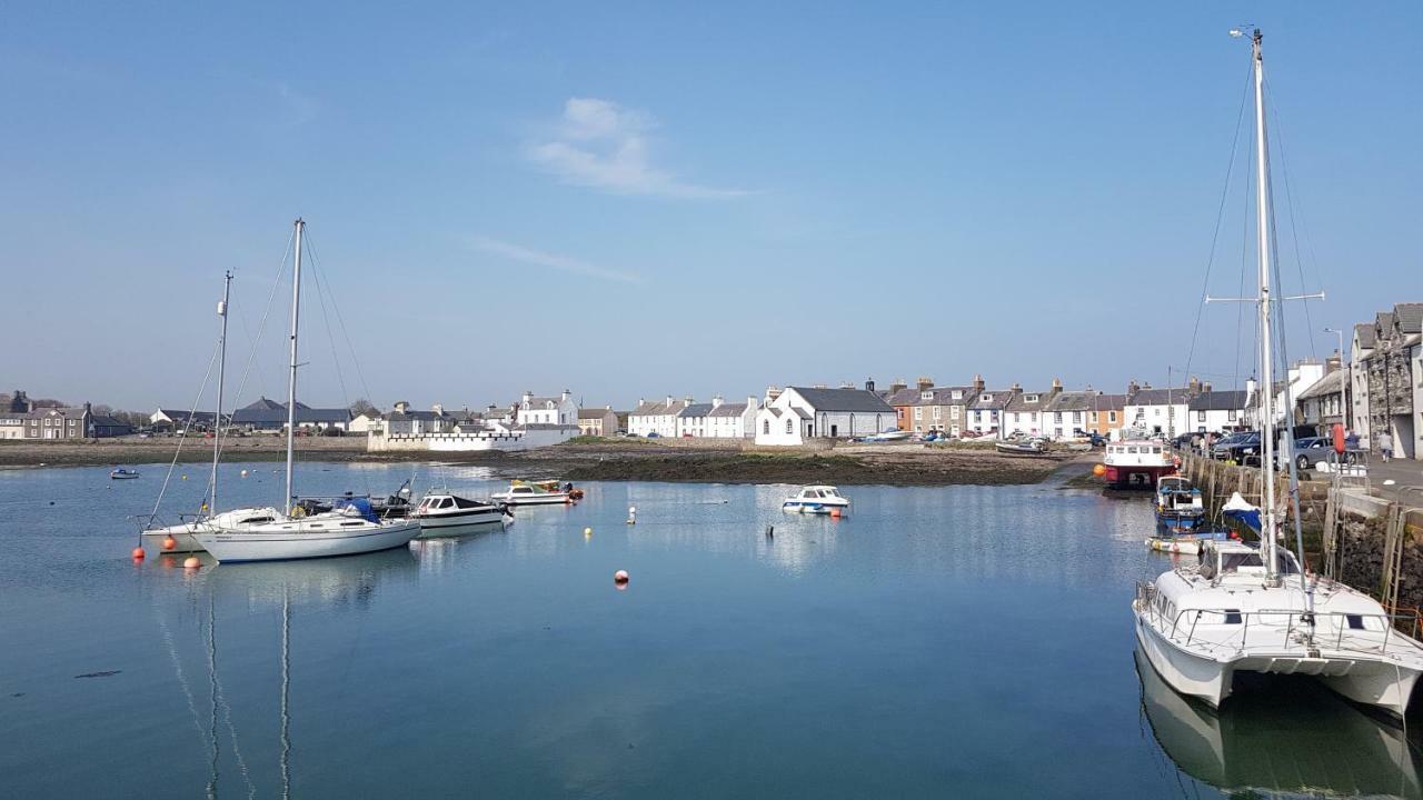 11 Laigh Isle Holiday home